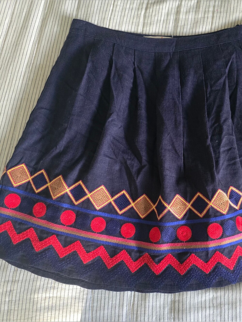 Pomelo Anthropologie Embroidered Linen Blend Pleated Skirt Size S Navy Blue